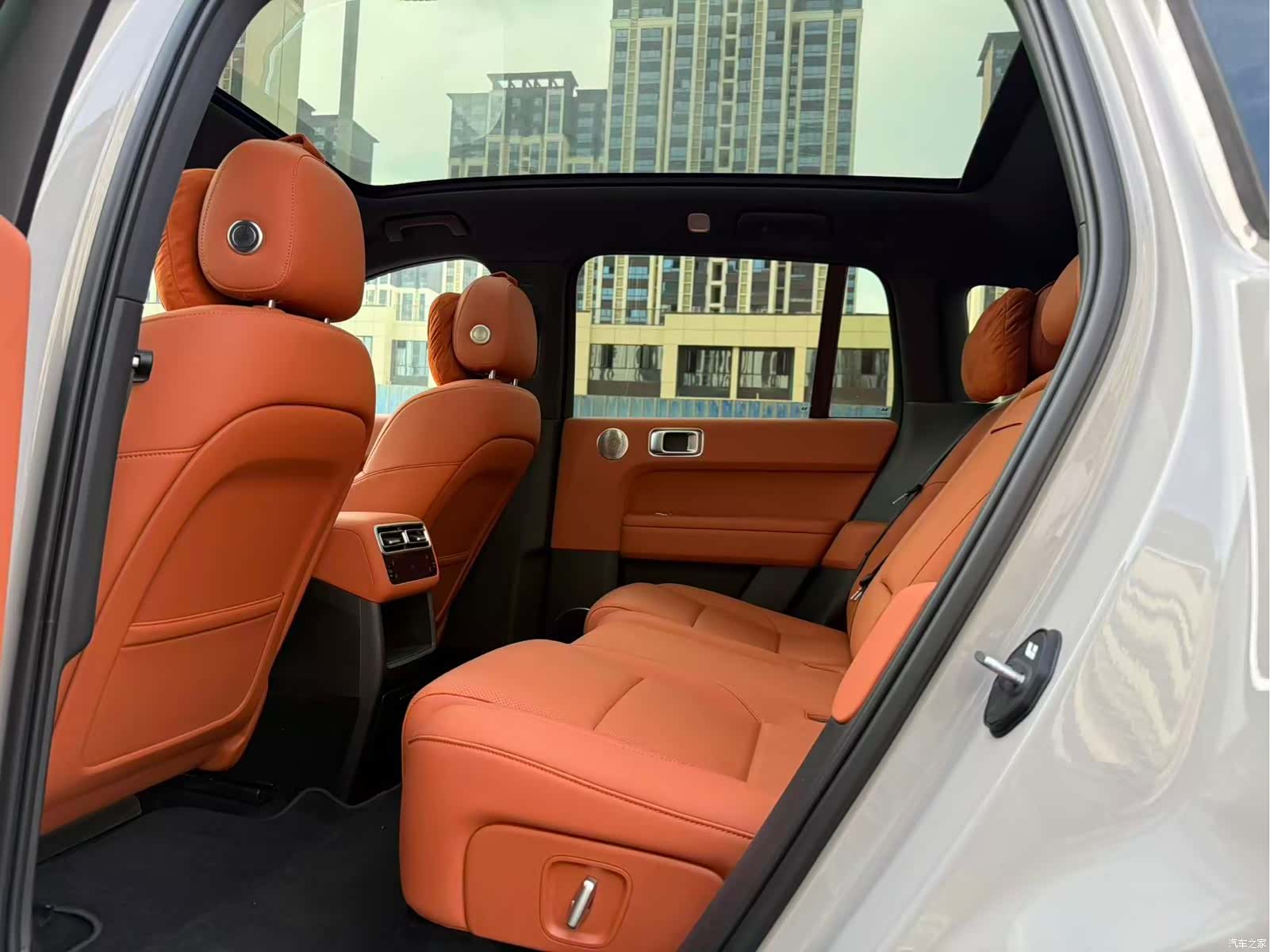 Li Auto L6, 2025 7
