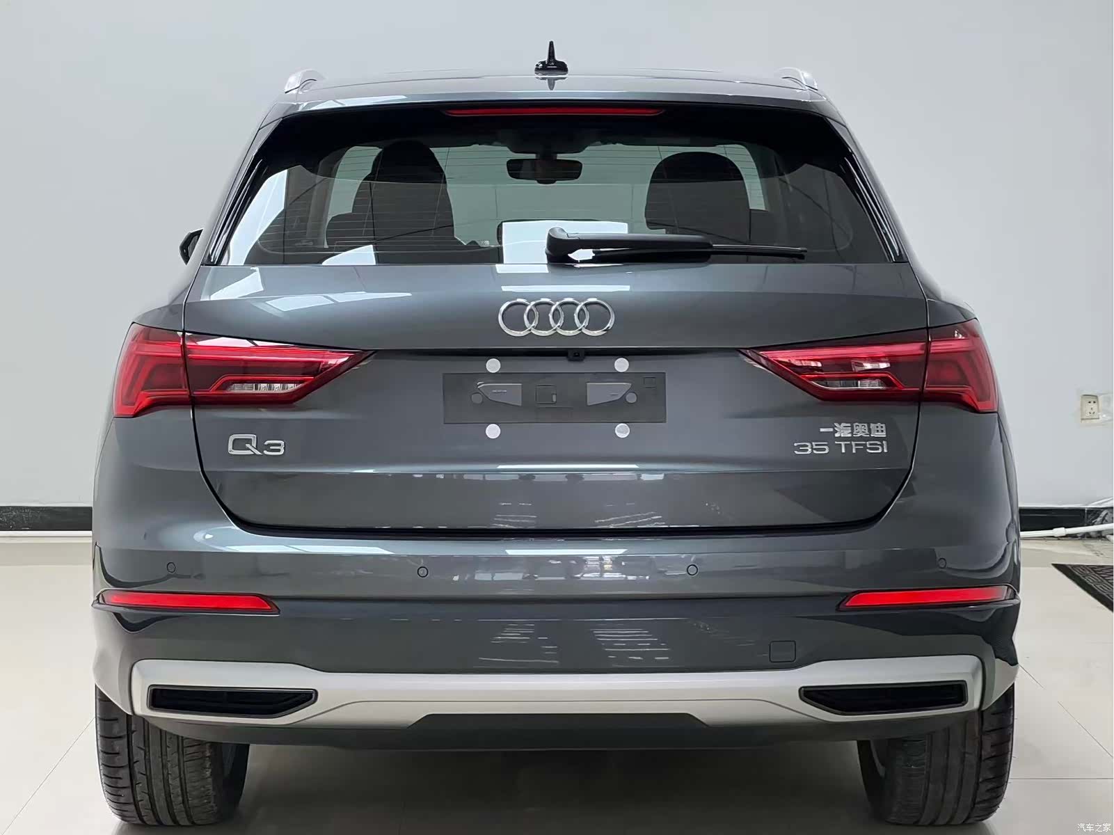 Audi Q3, 2022 все фото