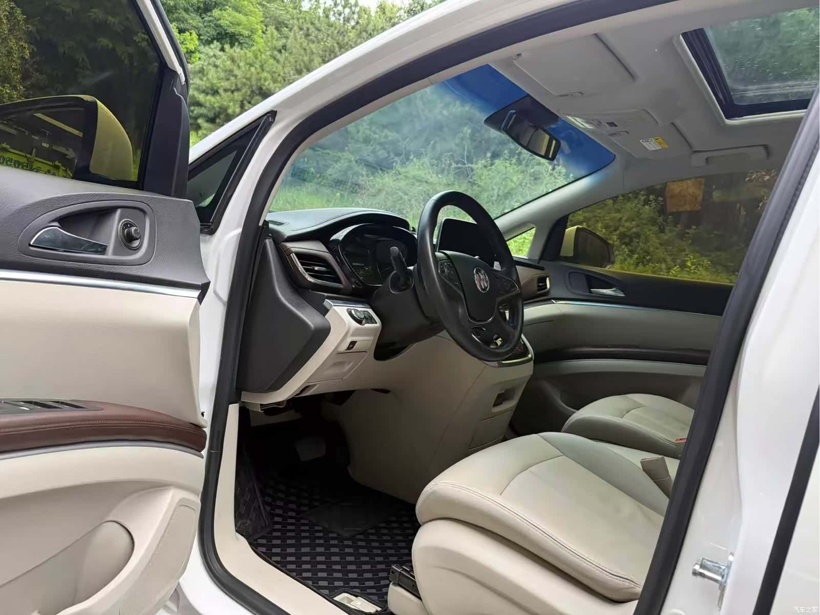 Buick GL8, 2020 6