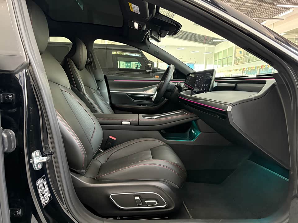 XPENG P7 XPENG P7