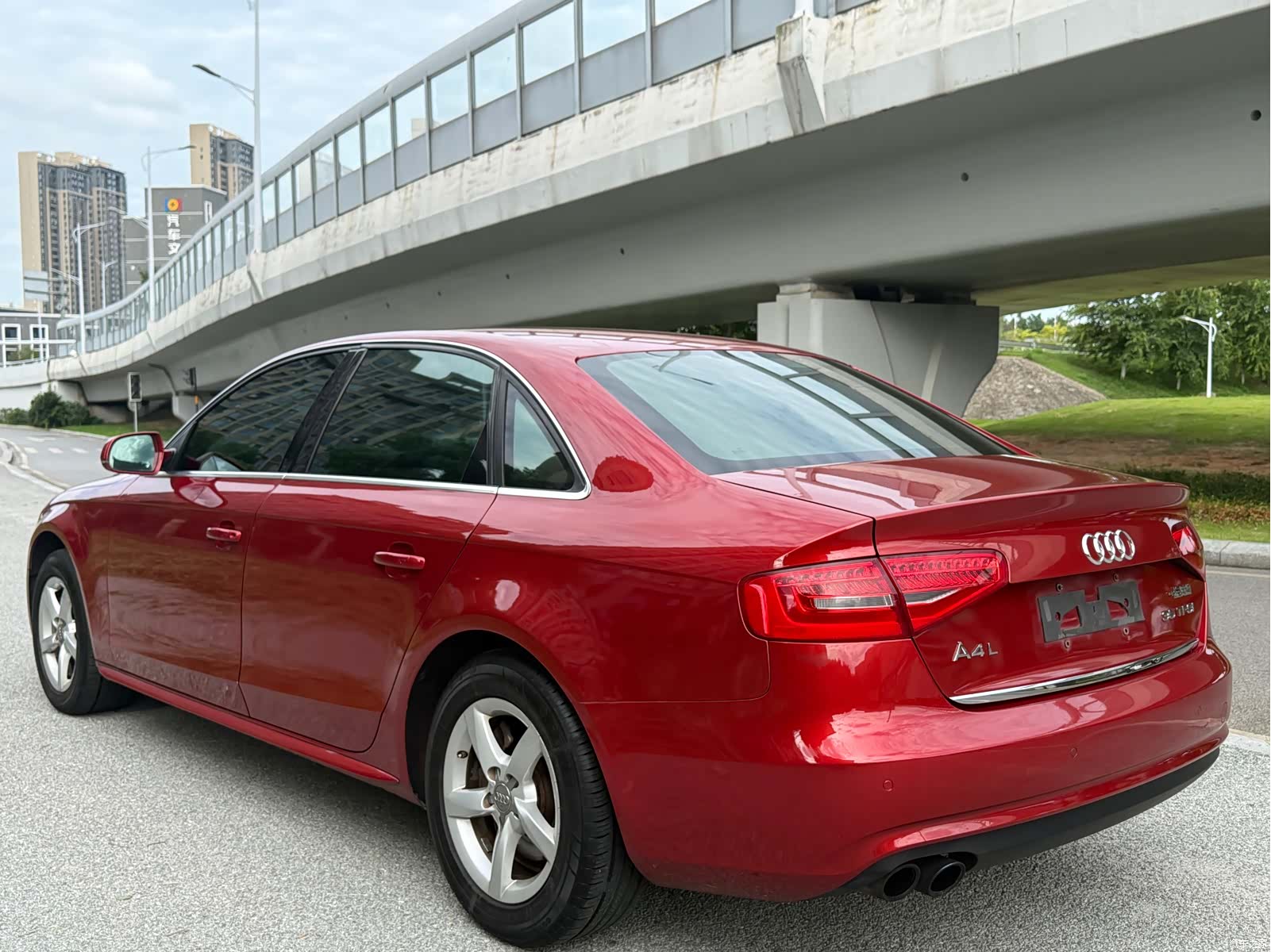 Audi A4L, 2013 4