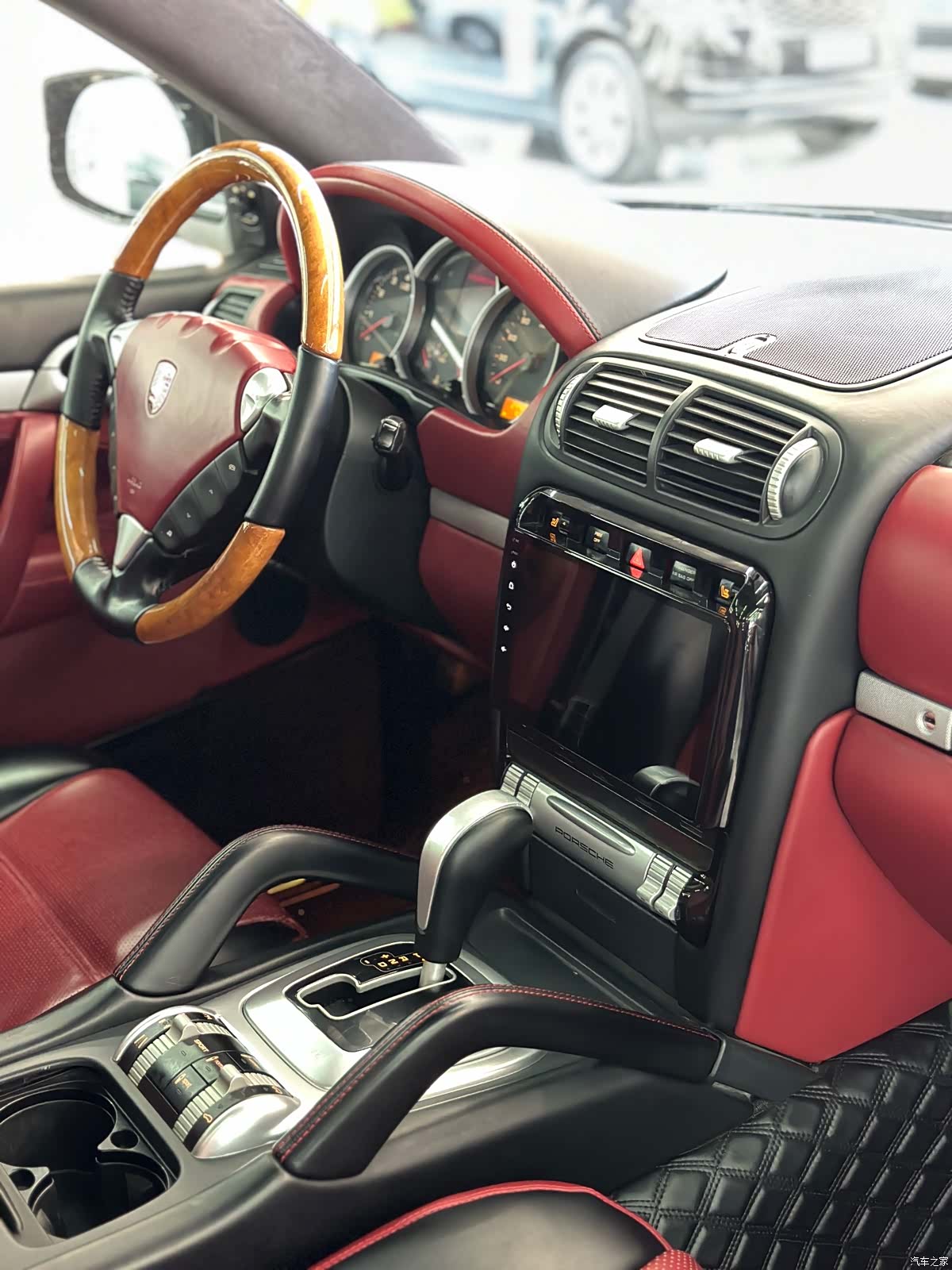 Porsche Cayenne, 2008 9