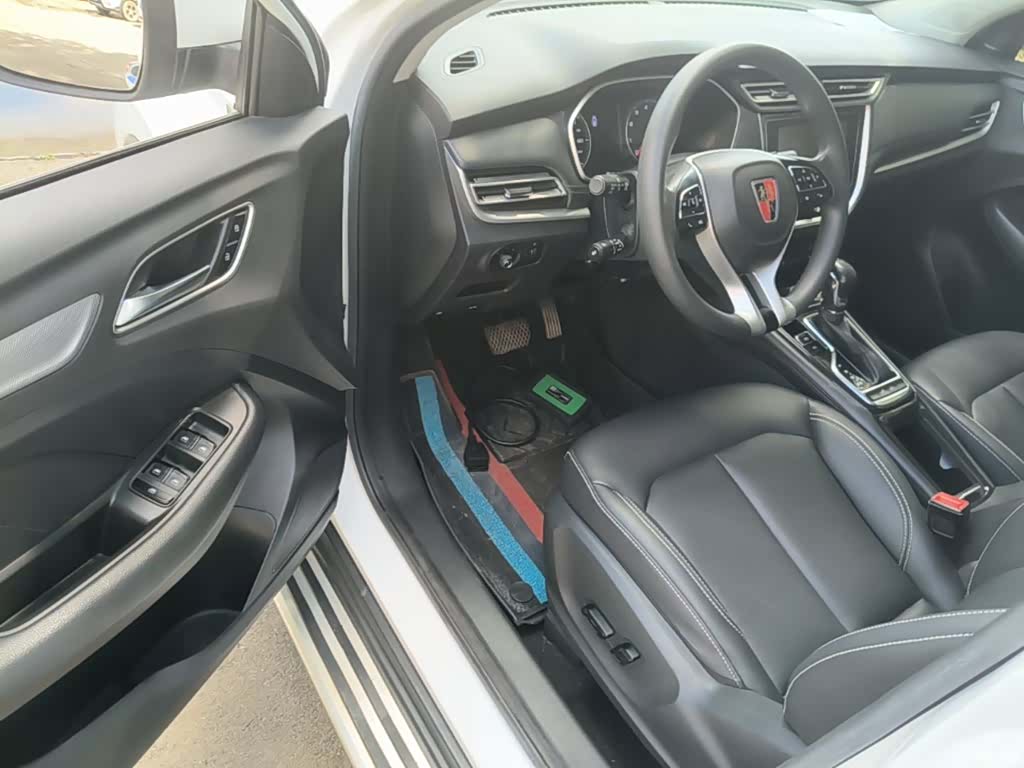 Roewe RX3, 2019 16