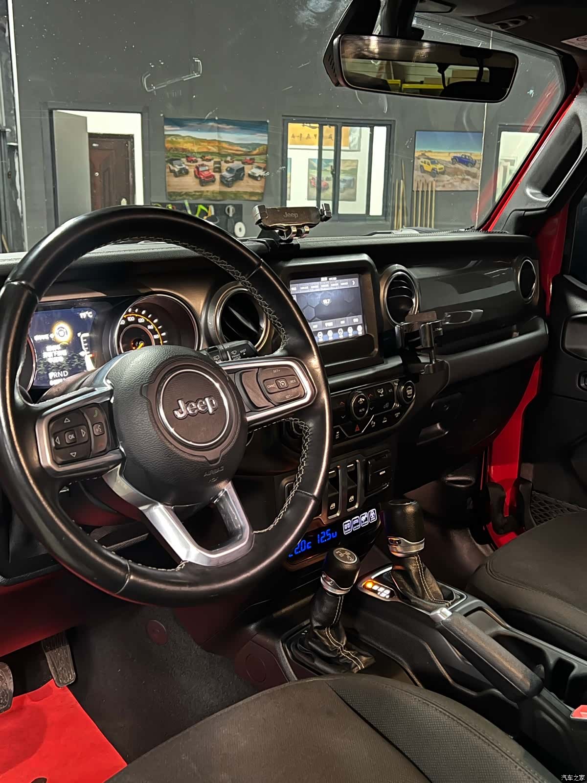 Jeep Wrangler, 2021 12