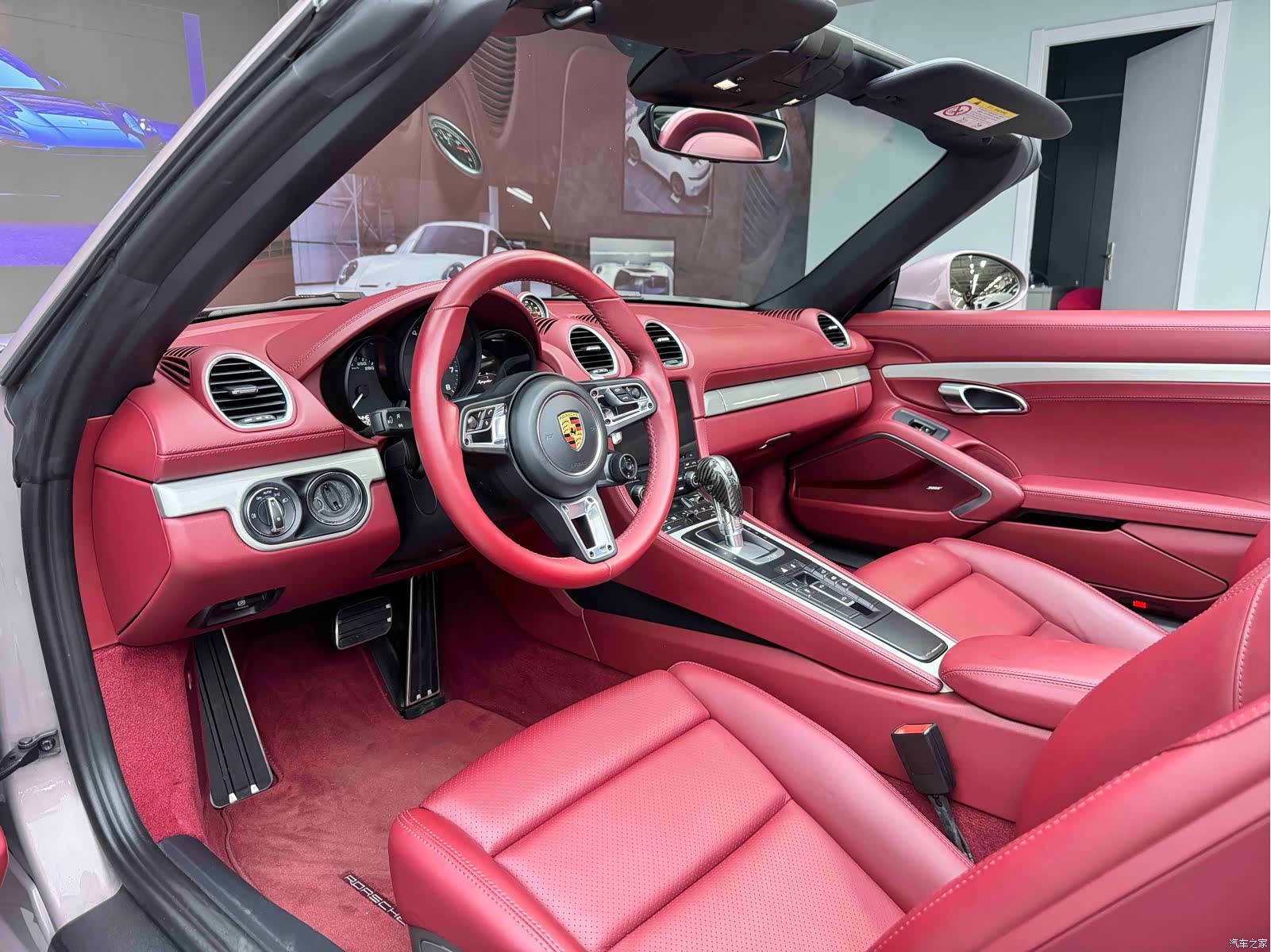 Porsche 718, 2022 все фото
