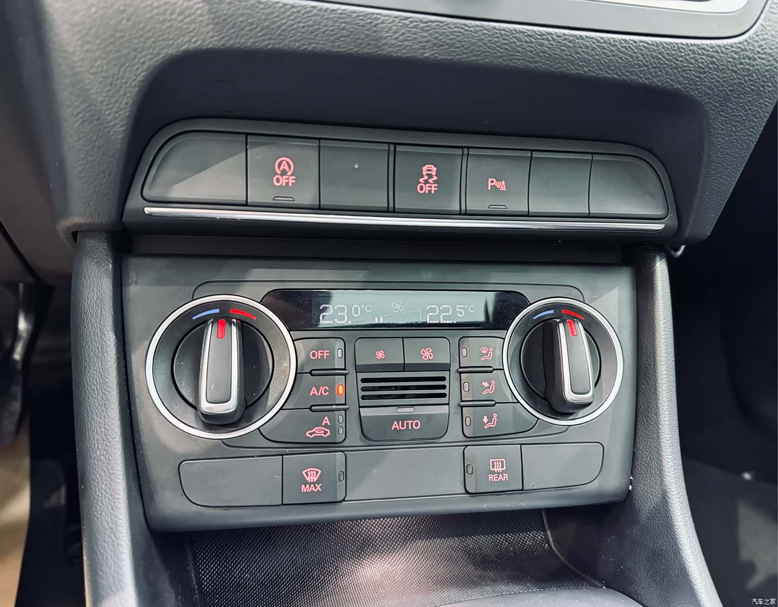Audi Q3, 2019 14