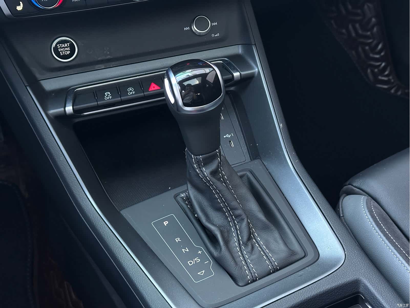 Audi Q3, 2023 12