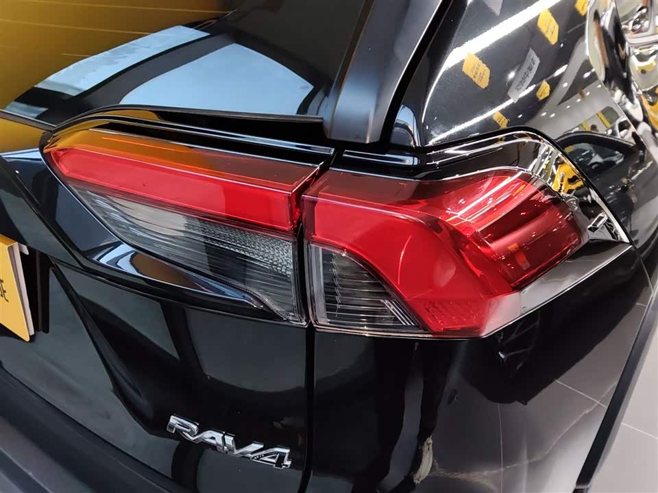 Toyota RAV4 Rongfang