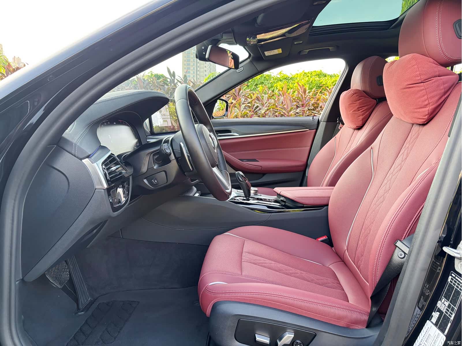 BMW 5 Series, 2023 4
