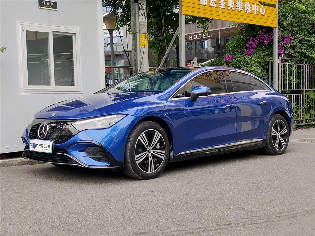 Mercedes-Benz EQE