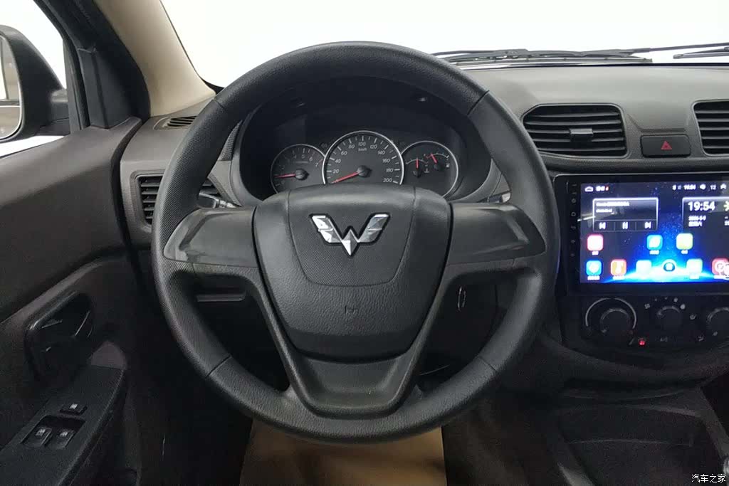 Wuling Hongguang, 2017 15