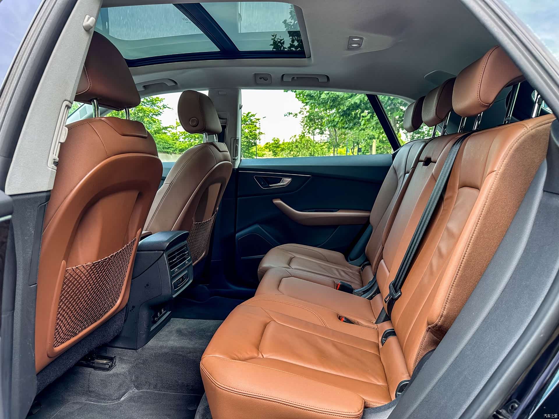 Audi Q8, 2020 16