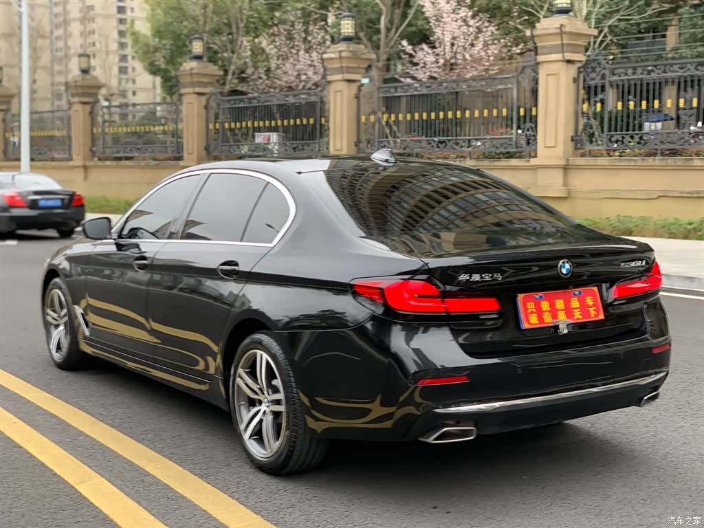 BMW 5 Series, 2023 все фото