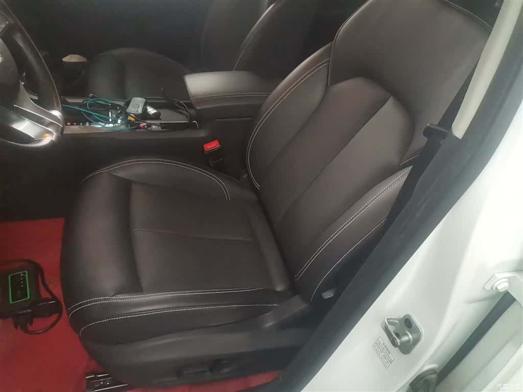 Roewe RX5, 2017 11