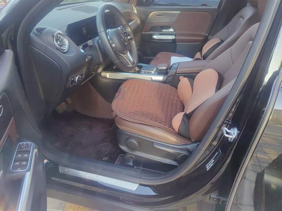 Mercedes-Benz GLB Mercedes-Benz GLB