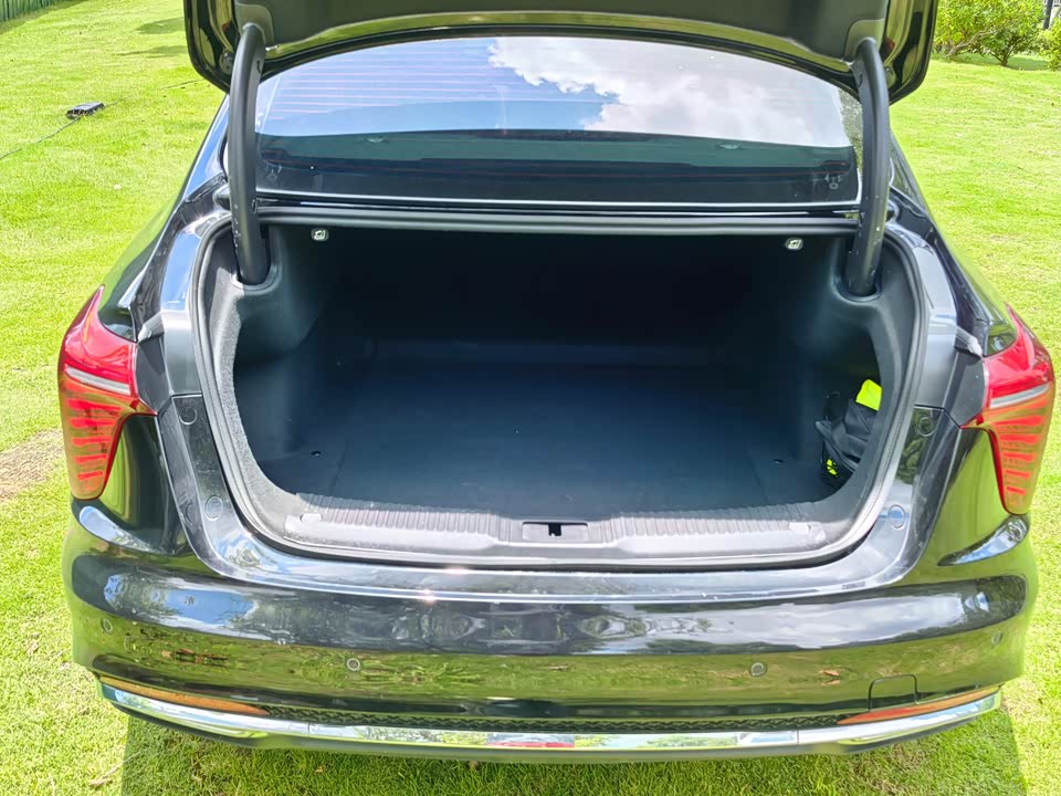 Hongqi H5 Hongqi H5