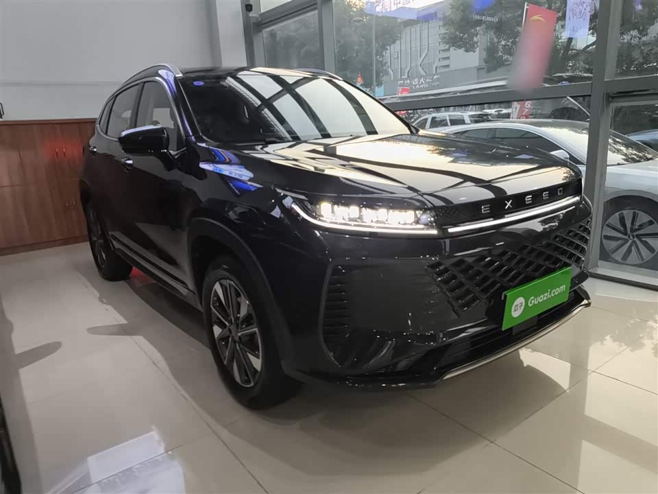 Exeed Chasing the wind