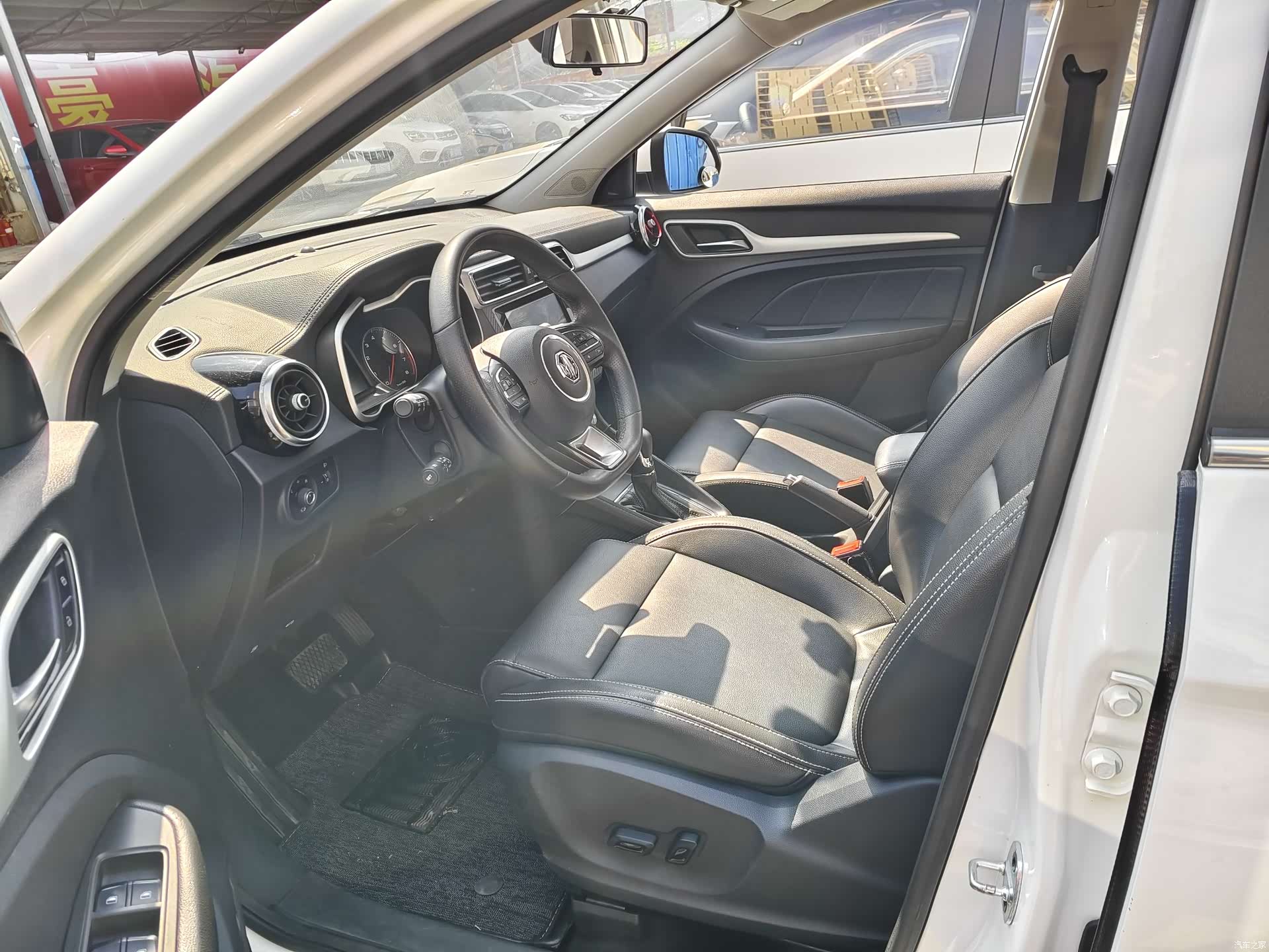 MG ZS, 2018 4