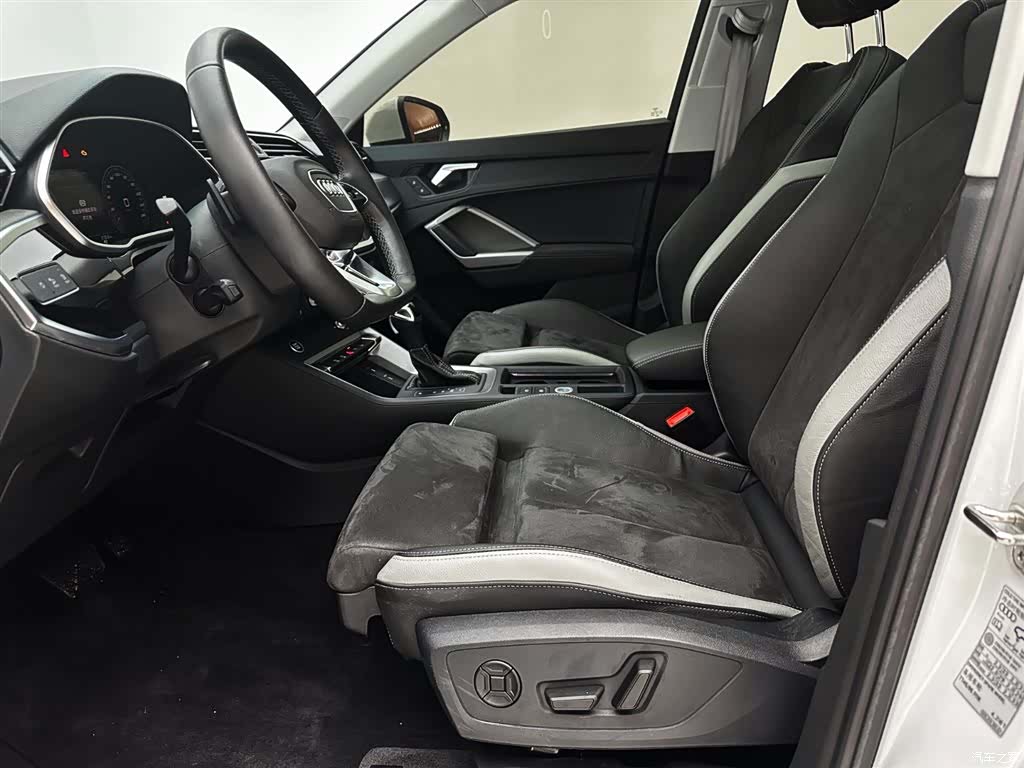 Audi Q3, 2023 19