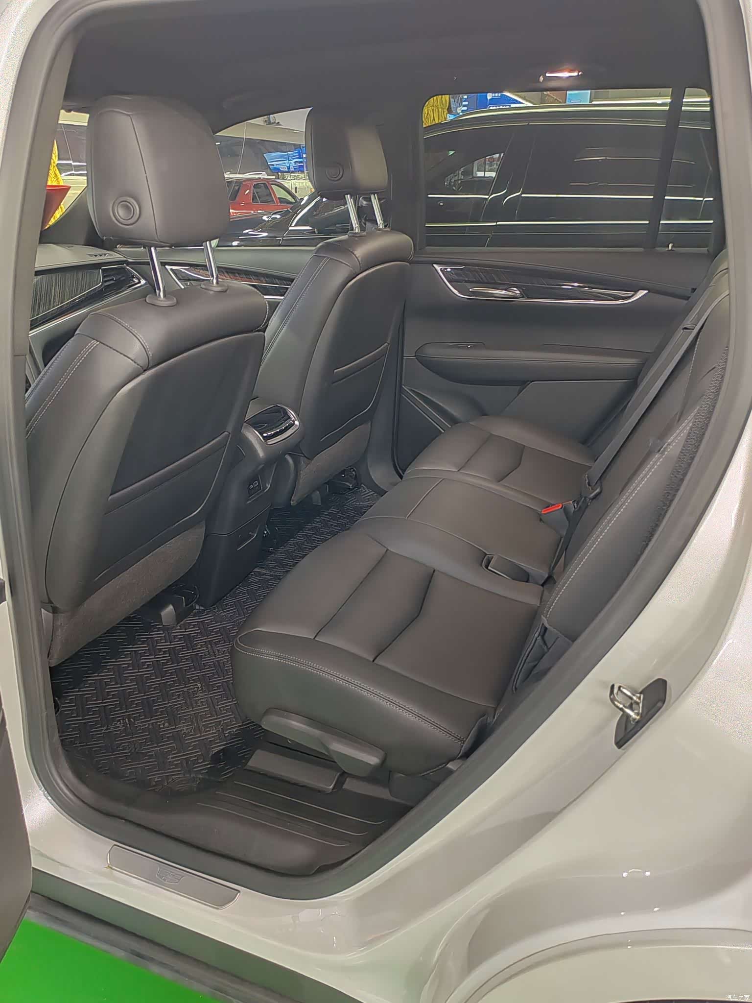 Cadillac XT6, 2021 8