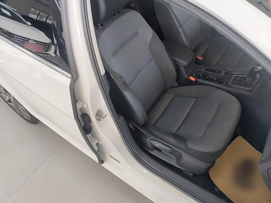 Volkswagen Golf 2020, фото 25