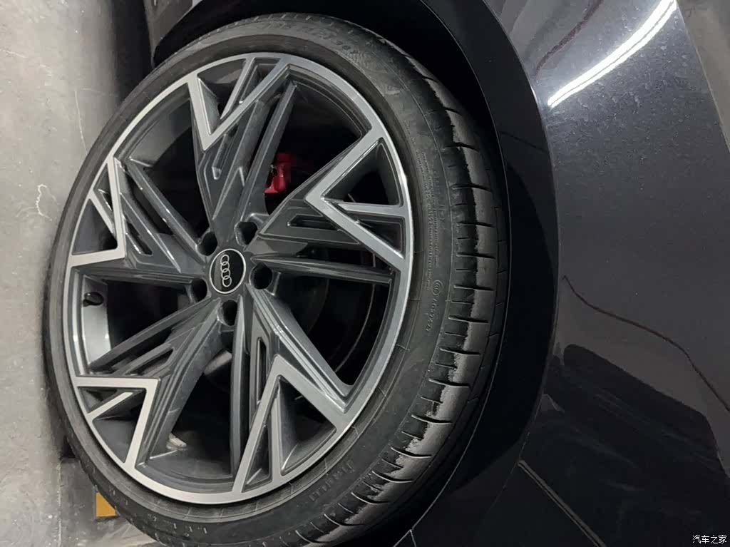 Audi A7L, 2026 25