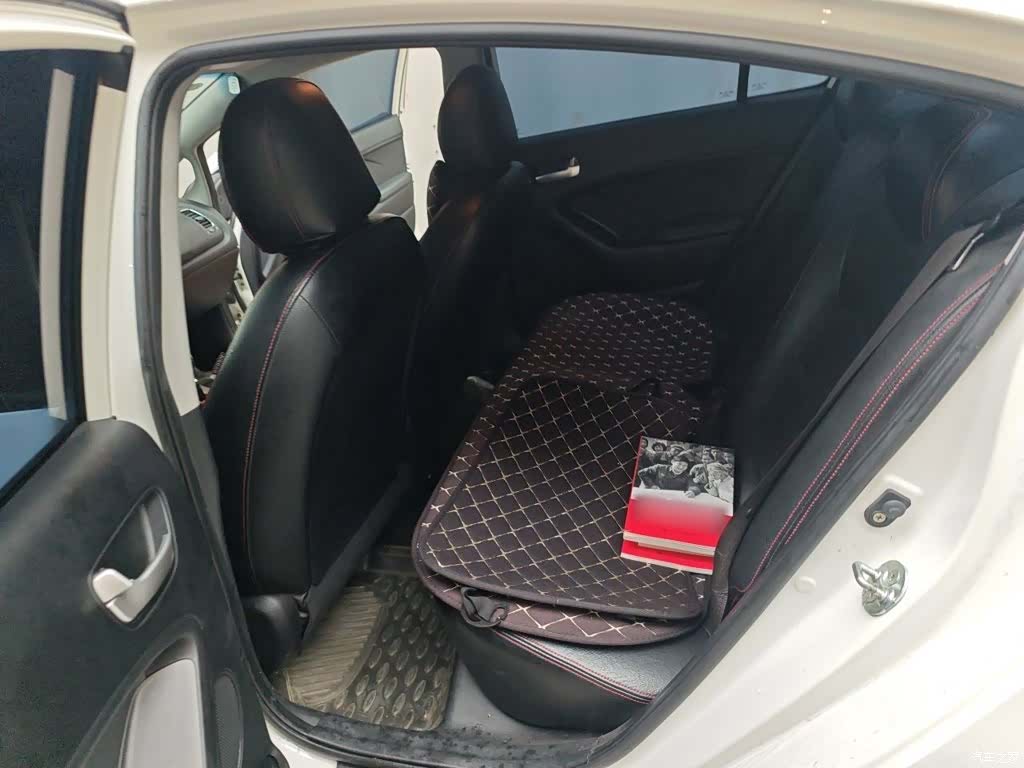 Kia K3, 2015 18