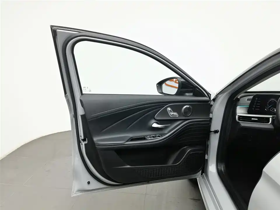 Chery Fulwin Fengyun A8