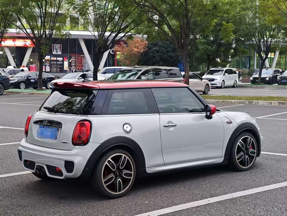 MINI JCW