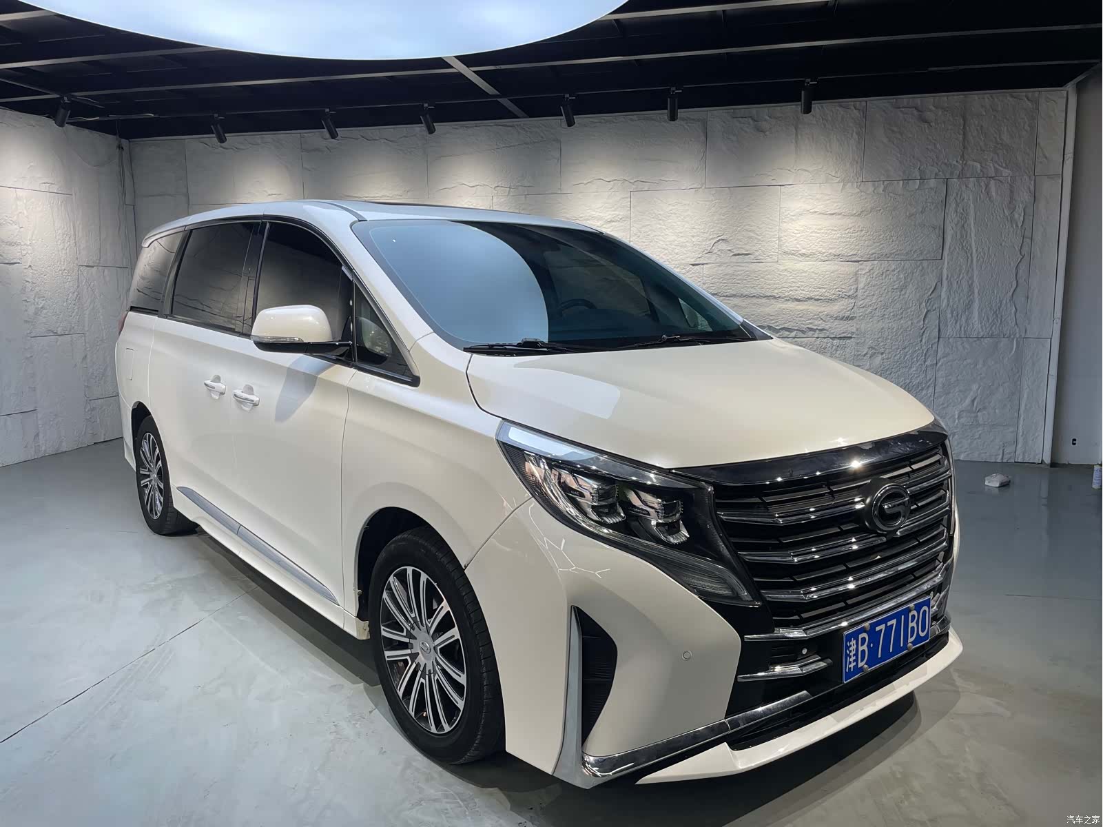 Trumpchi M8, 2022 3