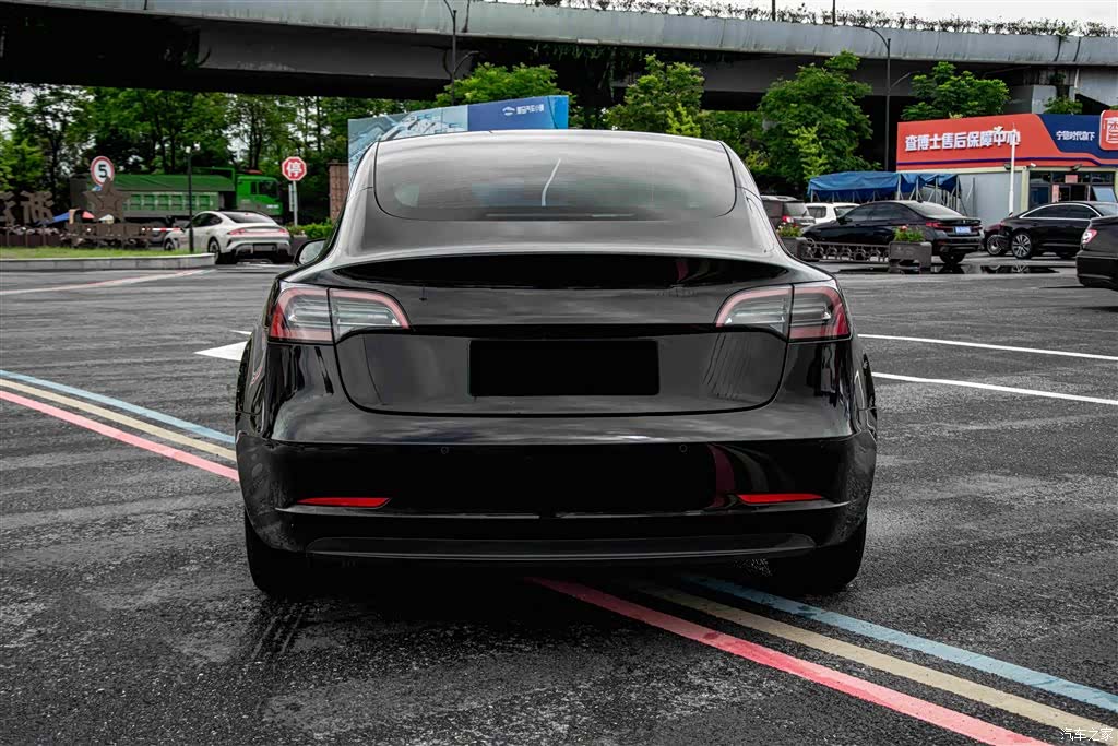 Tesla Model 3, 2022 7