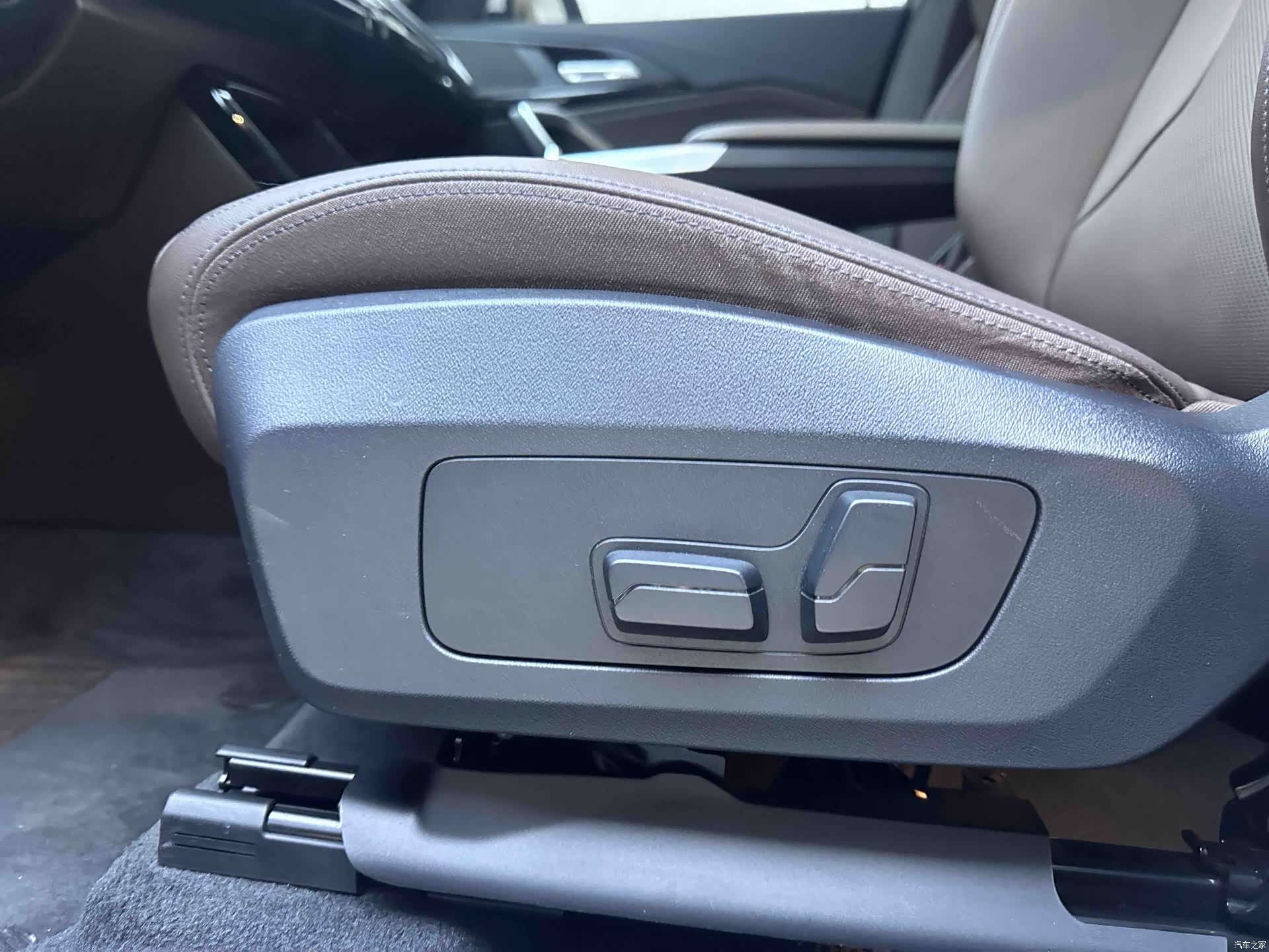 BMW X1, 2023 13