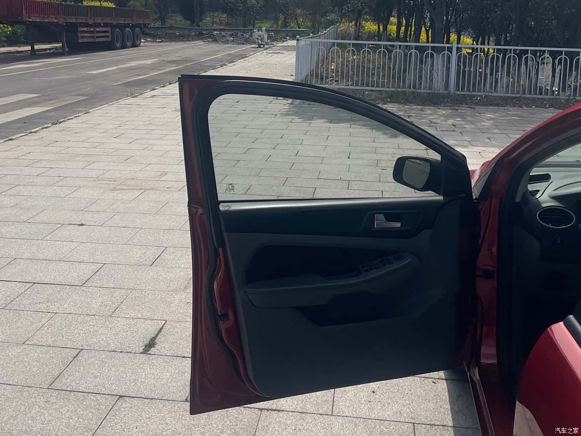Ford Focus, 2014 8