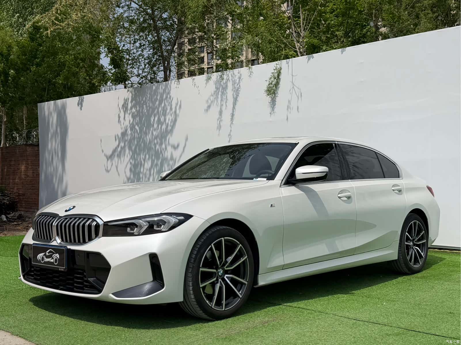 BMW 3 Series, 2023 1