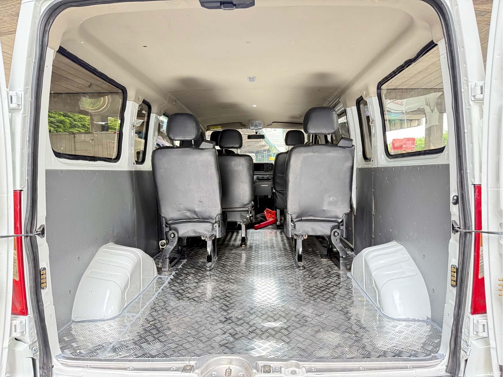 Maxus V80, 2023 10