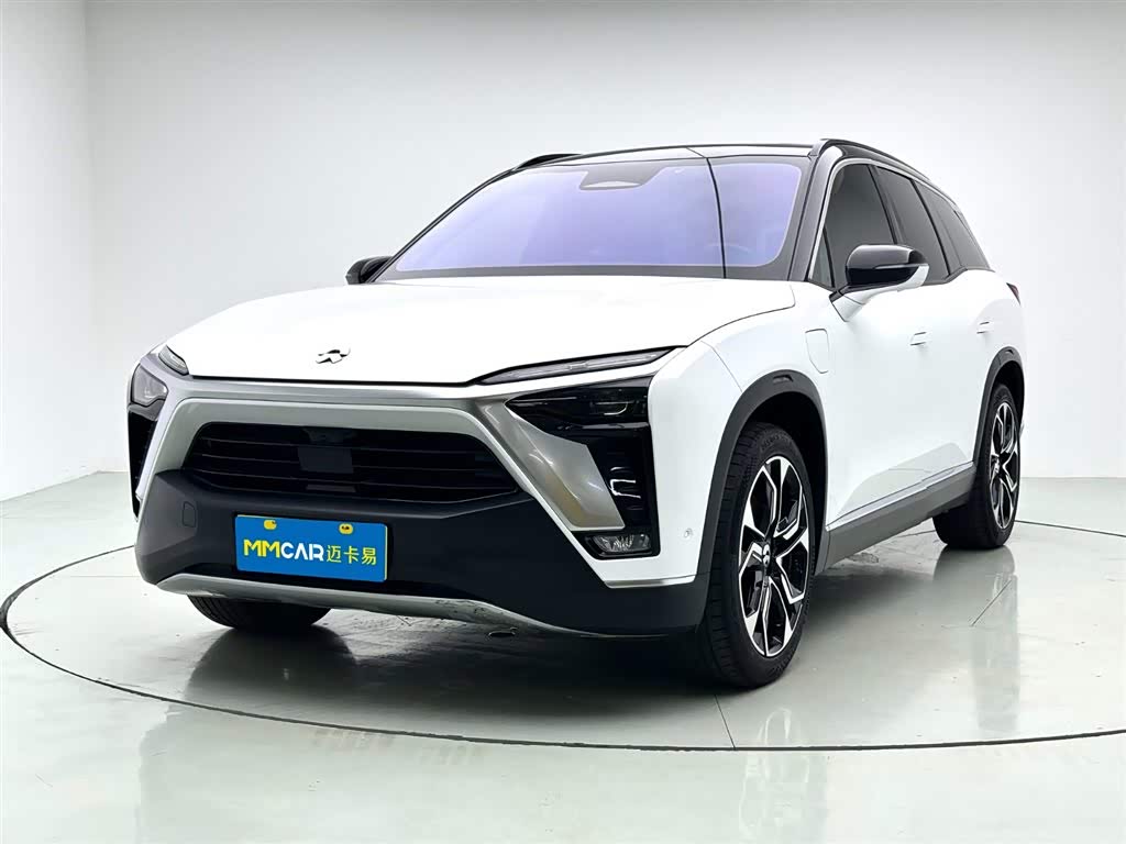 NIO ES8