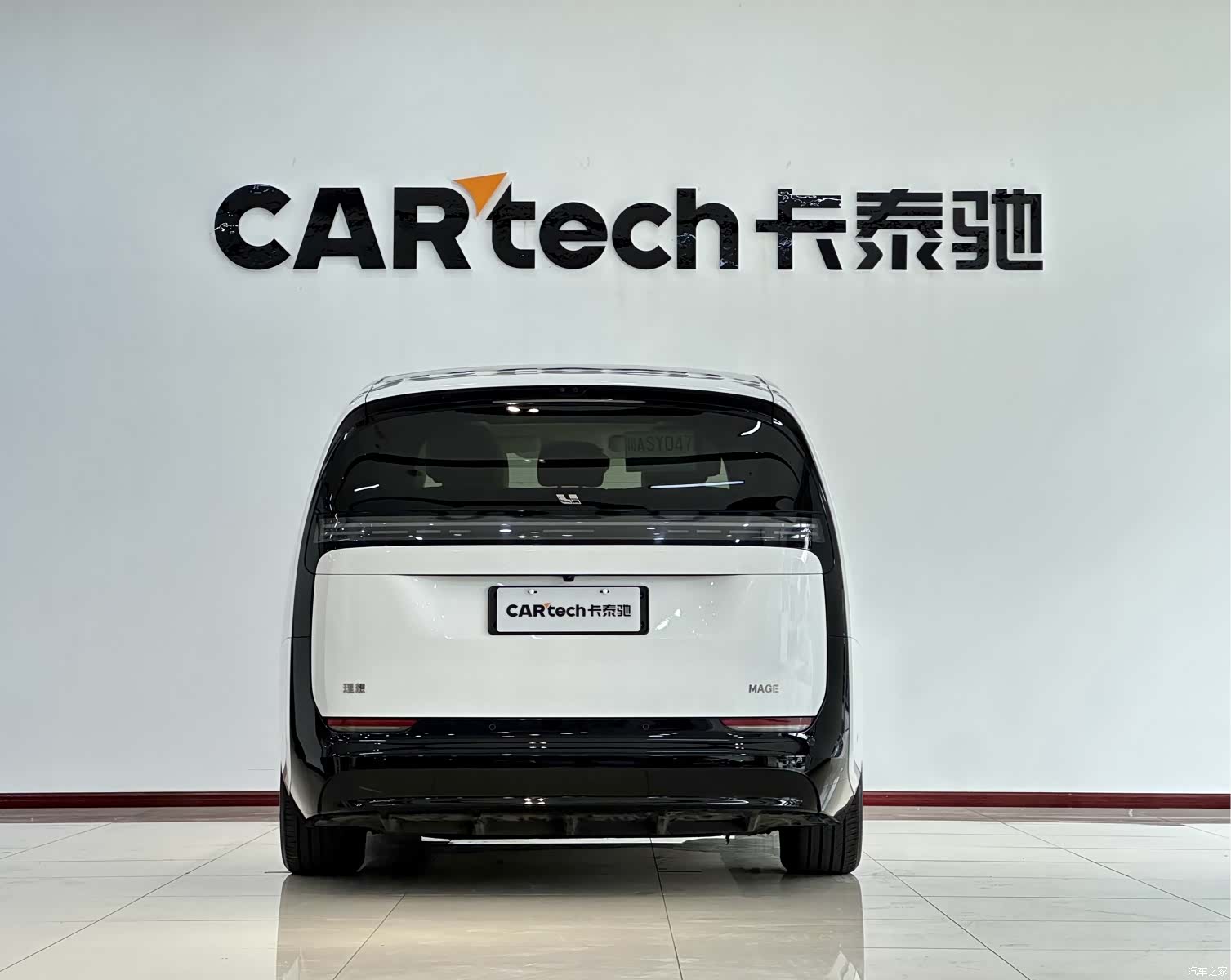 Li Auto MEGA, 2025 21