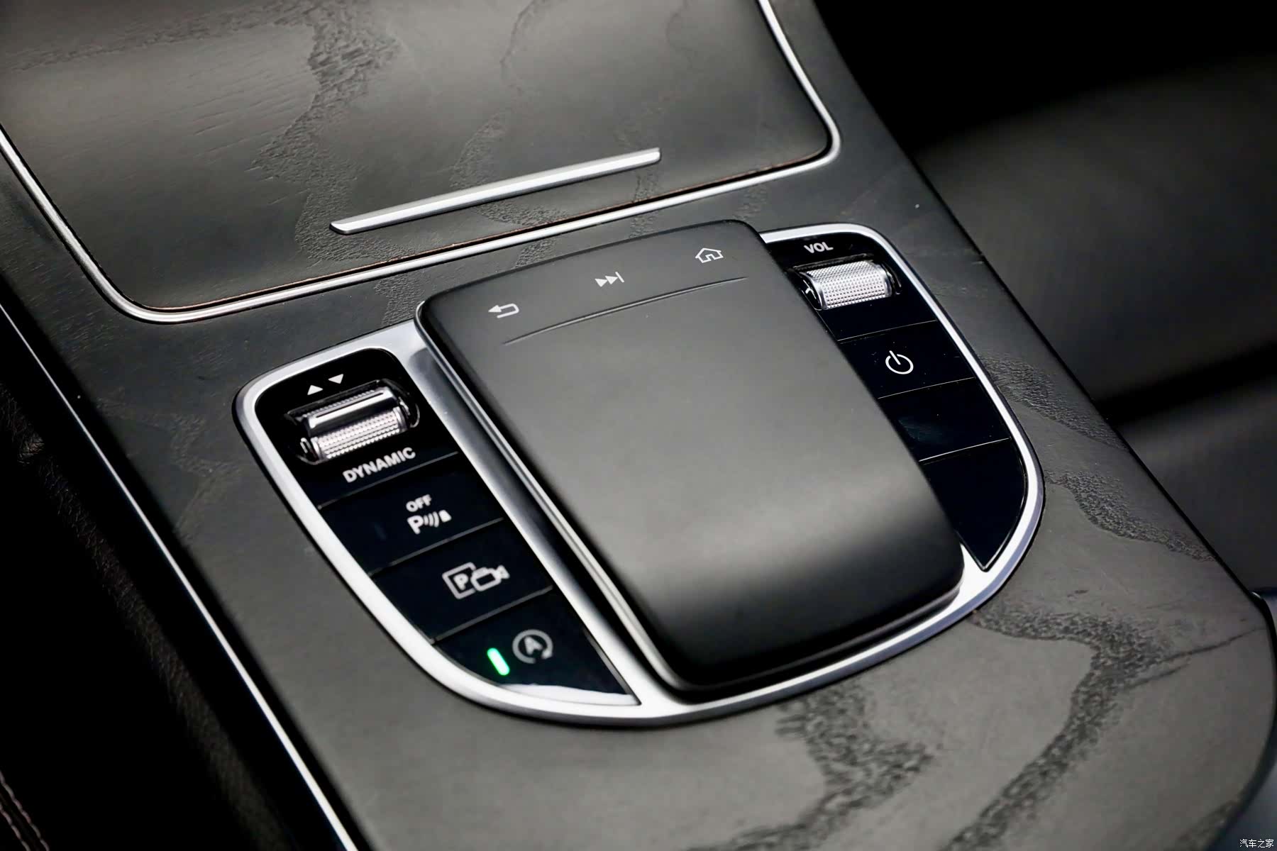 Mercedes-Benz C-Class, 2019 17