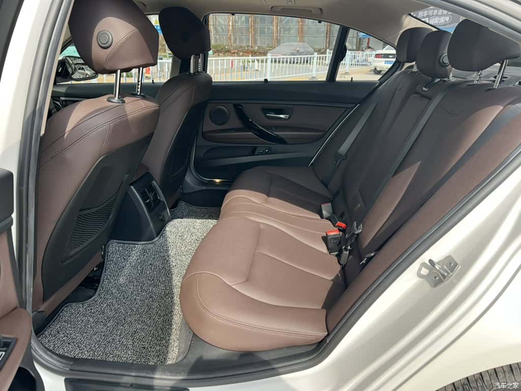 BMW 3 Series, 2018 14