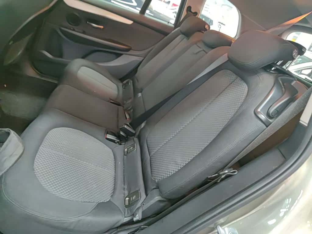 BMW 2 Series, 2015 13