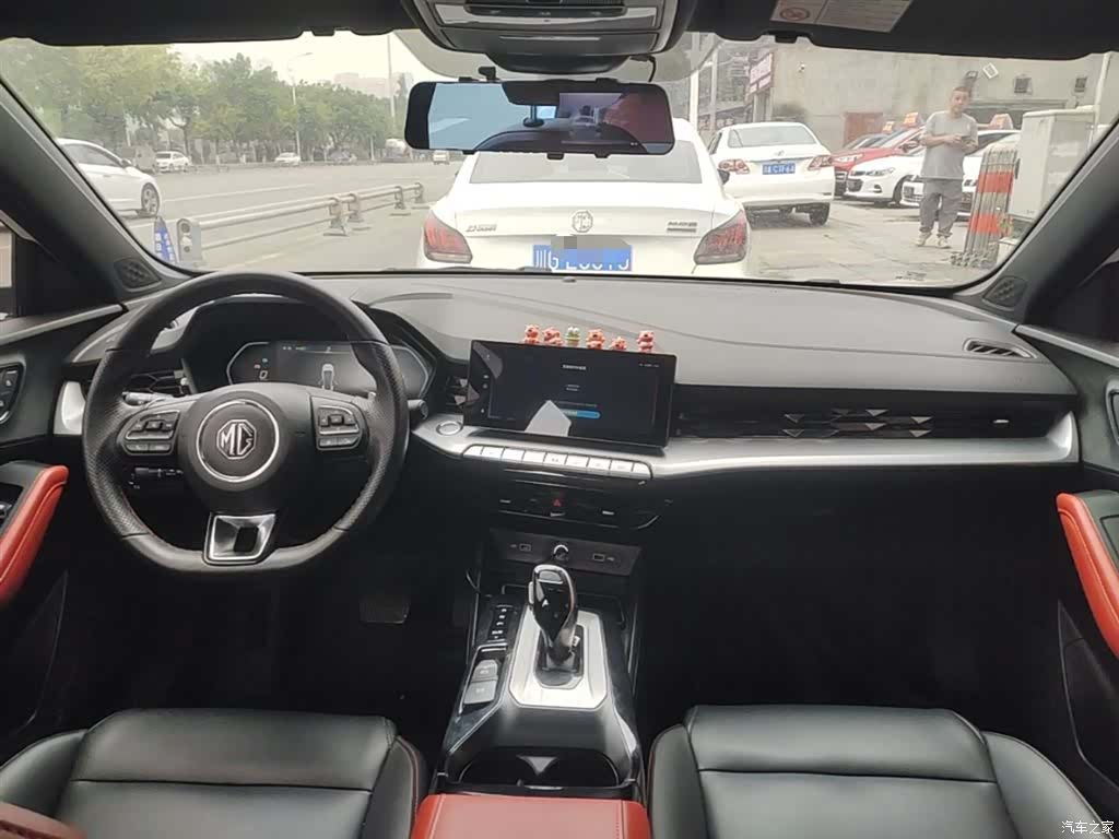 MG MG5, 2023 10
