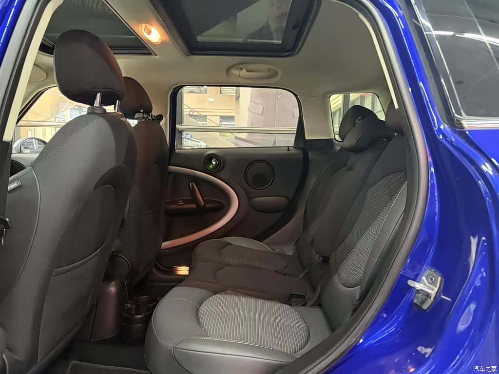Mini Countryman, 2015 11