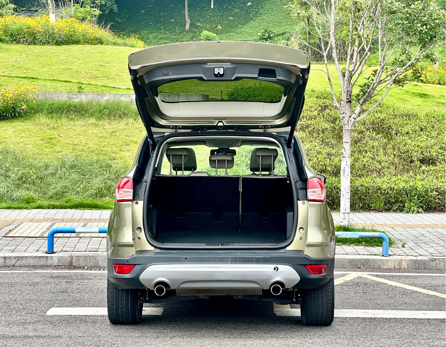 Ford Kuga, 2014 7