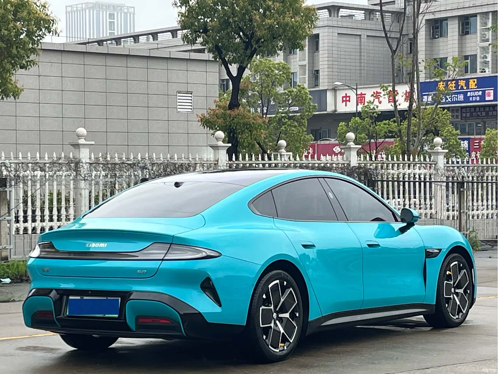 Xiaomi SU7, 2025 8