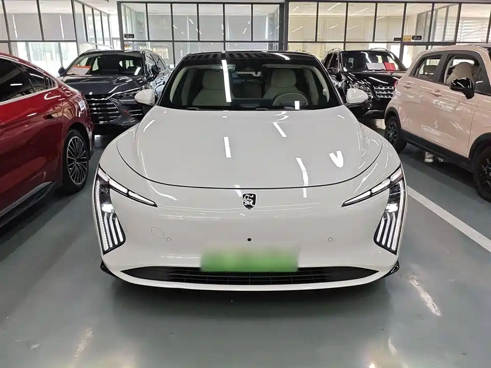 Forthing Xinghai S7 Forthing Xinghai S7