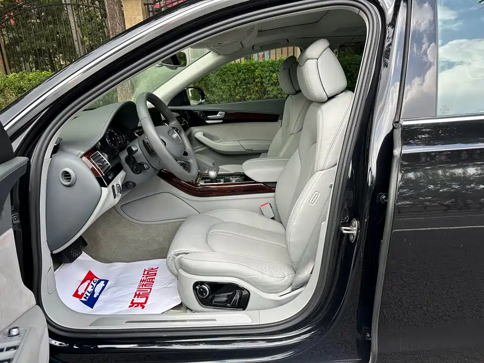 Audi A8 Audi A8