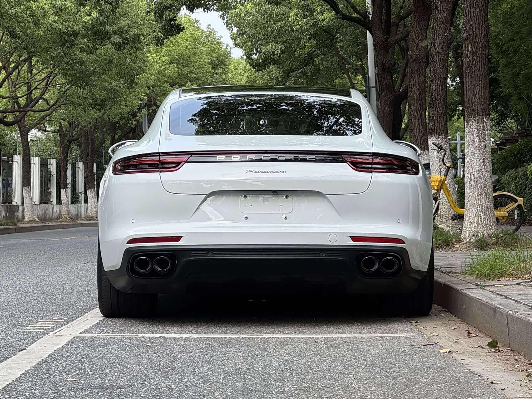 Porsche Panamera, 2018 все фото