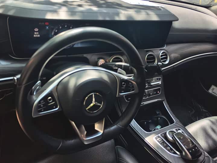 Mercedes-Benz E-Class, 2018 года фото 13