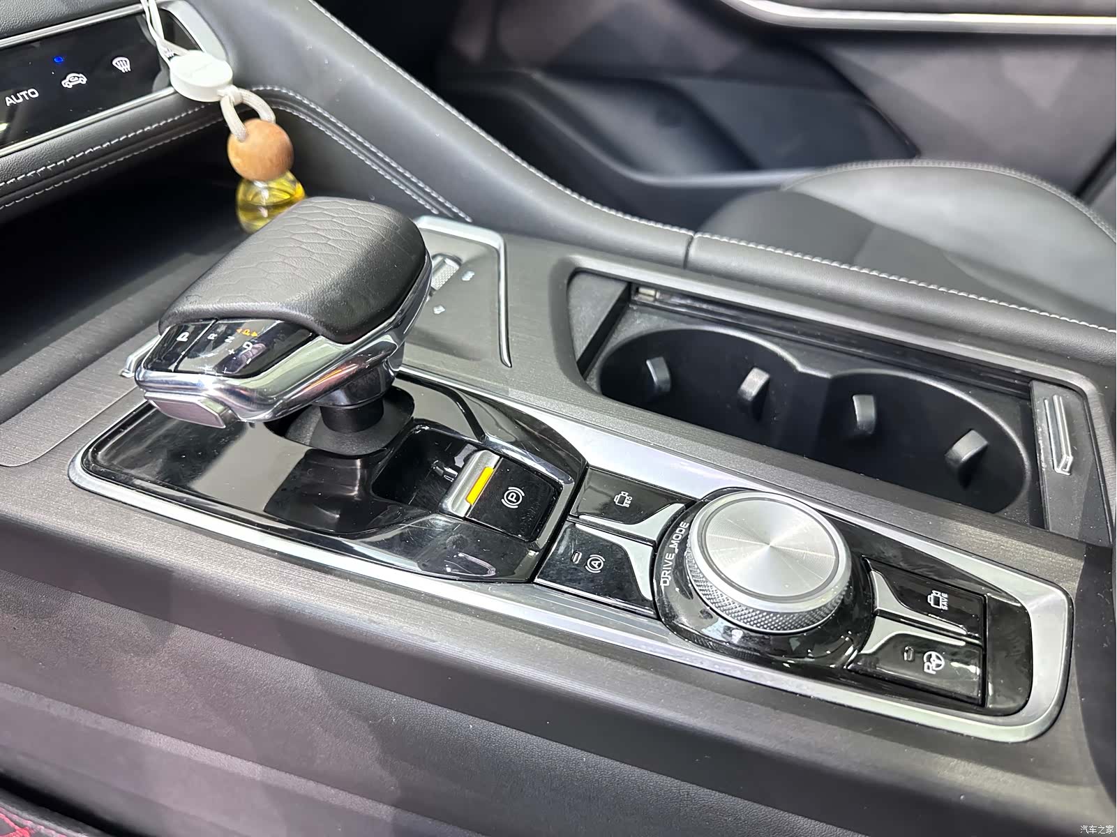 Changan CS75, 2021 13