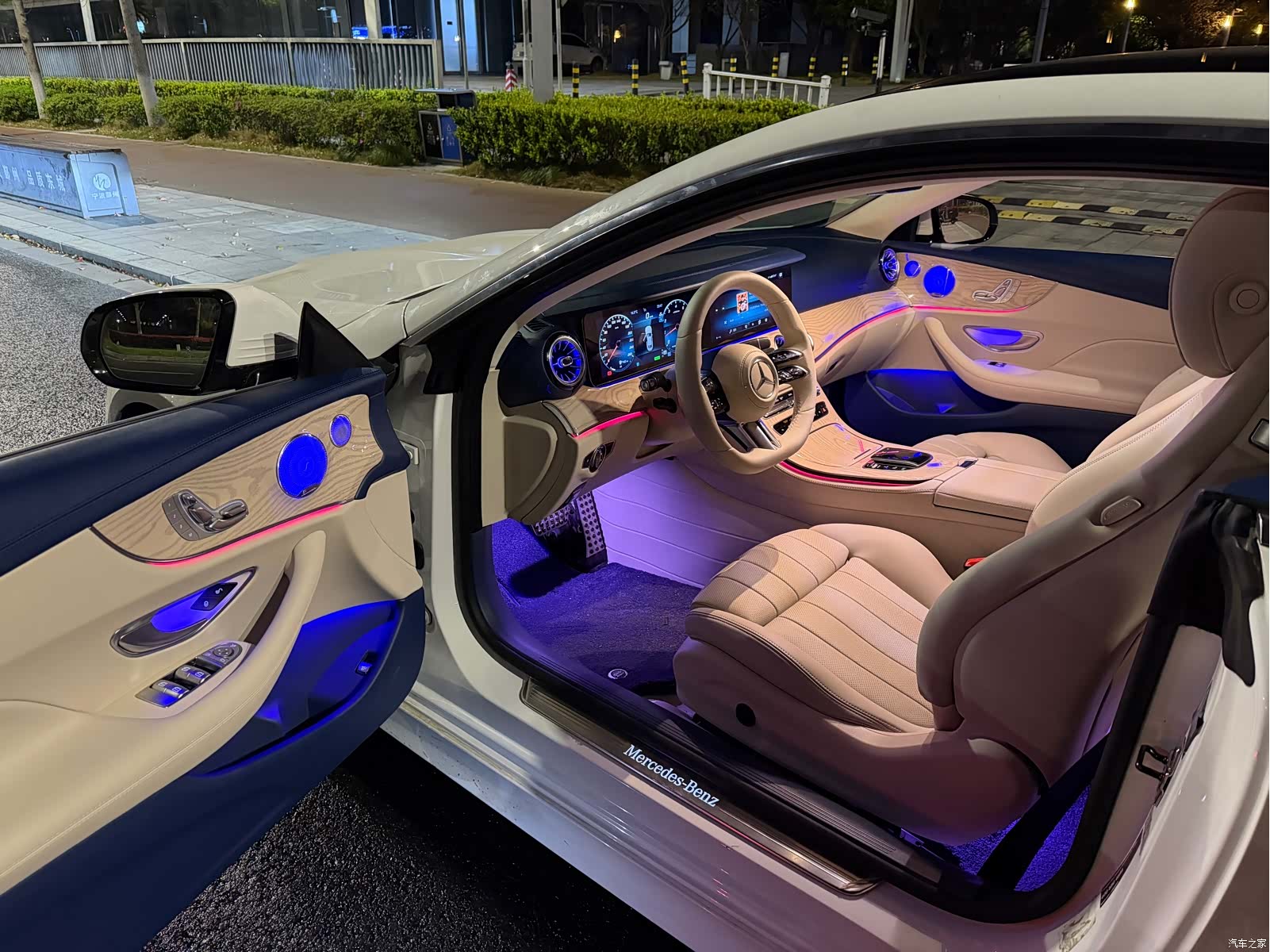 Mercedes-Benz E-Class, 2023 все фото